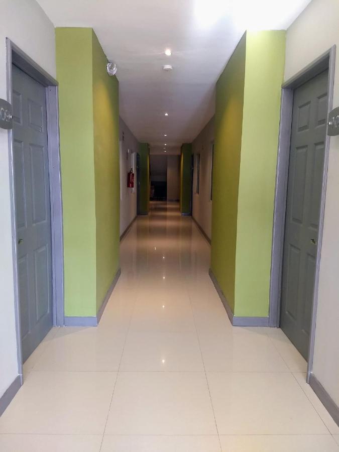 Hotel El Rancho Sabinas Hidalgo エクステリア 写真