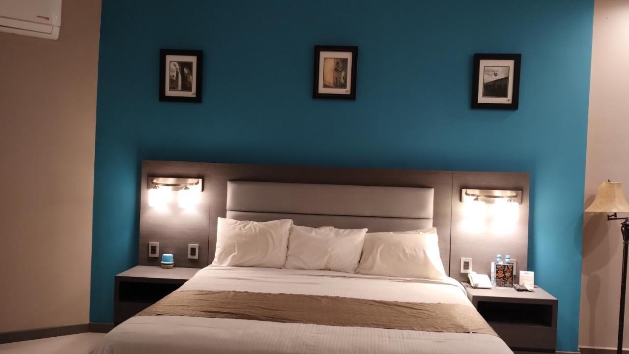 Hotel El Rancho Sabinas Hidalgo エクステリア 写真